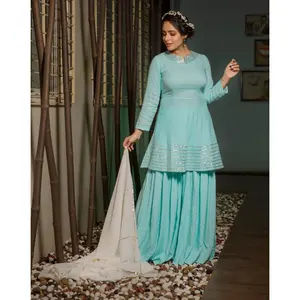 Ensemble de costume pour femme en rayonne turquoise avec col Gotta - Product Image 6