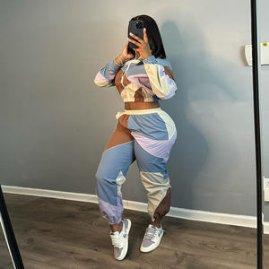 Pull-Over personnalisé à demi-fermeture éclair Survêtement Jogging Crop Top Coupe-Vent Veste Pantalon Deux Pièces Ensemble Femmes - Product Image 3