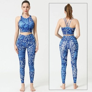 Personalizar 3D impreso mujeres chándal venta al por mayor transpirable 2 piezas conjunto de alta calidad Casual gimnasio entrenamiento Yoga conjunto - Product Image 5