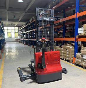 Chariot élévateur électrique à chenilles de 2640 lb, hauteur de levage de 138 po, pieds et fourches réglables - Product Image 6