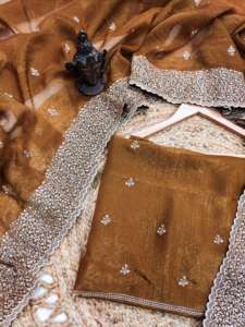 Haute qualité dernière collection Premium doux croquant avec coupe et broderie Saree au taux le plus bas - Product Image 4