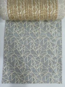 ผ้าโพลีเอสเตอร์ย้อมสีธรรมดาแบบ100% ผ้าไม่ทอสำหรับตัดเย็บเสื้อผ้าซับในและเครื่องแต่งกาย - Product Image 2