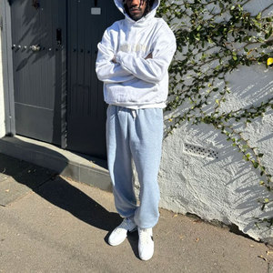 Sudadera con capucha de parche de socorro de algodón 100% cómoda de moda para hombres para invierno a un precio - Product Image 1