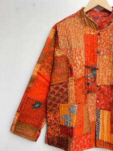 Hecho a mano Vintage seda Sari Kantha abrigo corto Patchwork chaqueta con relleno de algodón tejido de punto transpirable diseño bordado - Product Image 5