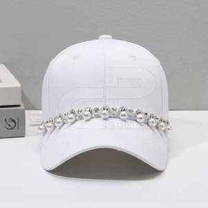 Bling Rhinestone Baseball Hat pour femme Ajustement réglable pour la mode et les activités de plein air Brillant Crystal Baseball Hat - Product Image 1