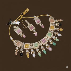 Super Quality Ethnic New Prime <b>Antique</b> <b>Gold</b> Plated Alloy Stone Necklace Set Earrings Maang Tikka Indian Wedding Engagement - Product Image 2