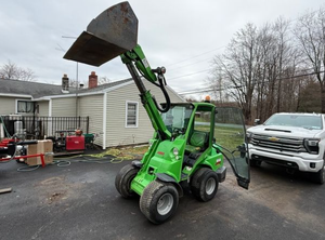 1ht3164 2018 528 Cargador Articulado Compacto Multiusos - Product Image 3