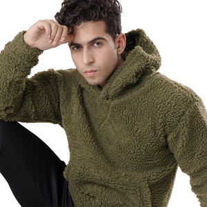 Service OEM Sweats à capuche en fourrure pour hommes Sweats à capuche en fourrure respirante à manches longues et anti-rides de couleur personnalisée pour adulte avec poche - Product Image 6
