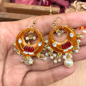 Diseñador multipatrón Meenakari Jhumkas Pendientes Esmalte Trabajo con cuentas de perlas Pendientes colgantes para mujer para ropa de boda - Product Image 4