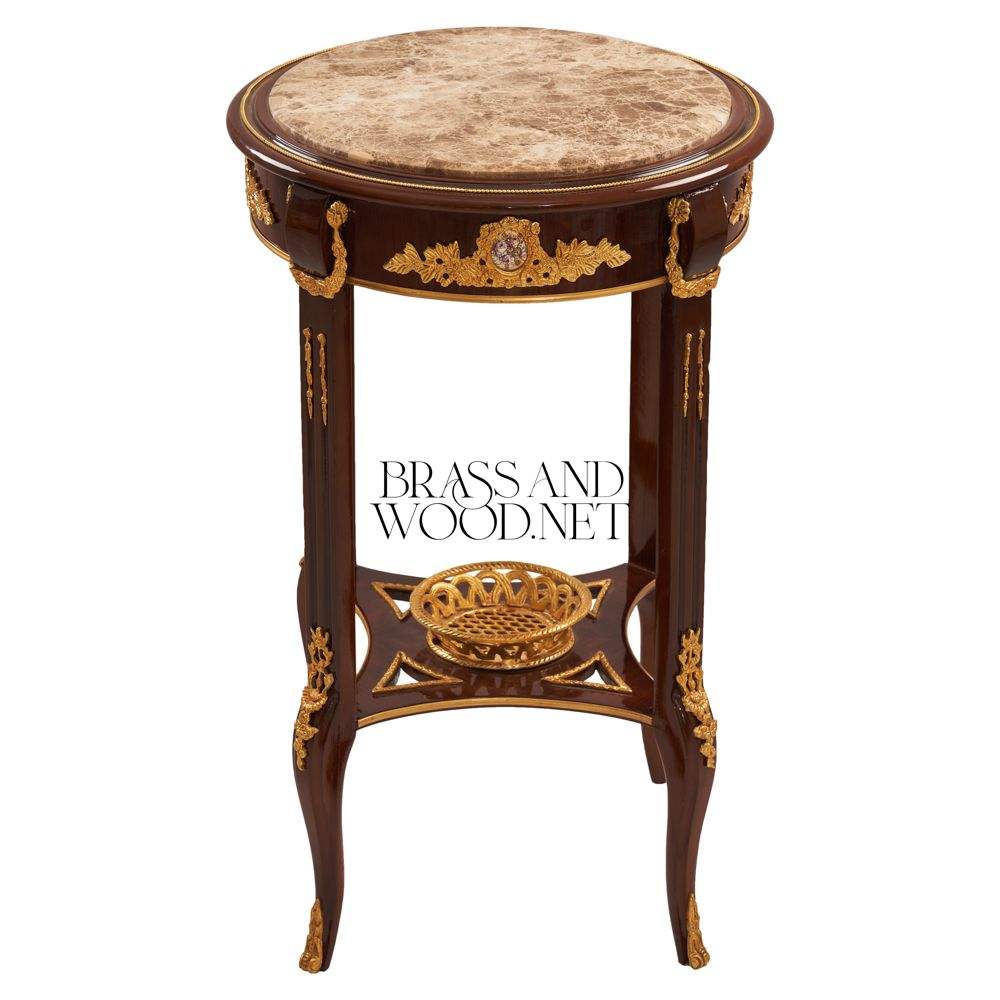 สีน้ำตาล