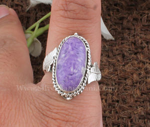 แหวนเงินสเตอริงทำด้วยมือสำหรับผู้หญิงขายส่ง925อัญมณีหินสีม่วงสวยตัด - Product Image 3