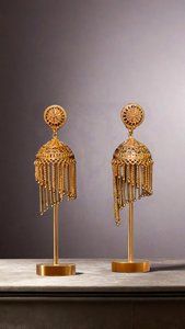 Conjunto de pendientes de diseño moderno con pendientes de estilo Jhumka chapados en oro de 22 quilates, joyería para mujer, ropa de exportadores - Product Image 3