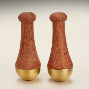 El mejor masajeador hecho a mano de lujo de bambú Ayurvédico Kansa-Herramienta facial marrón de tamaño personalizado (precio bajo de ArtisanVibe) - Product Image 3