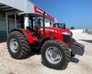4X4 d'occasion Massey Ferguson Tracteur agricole Tracteurs à 4 roues motrices disponibles - Product Image 4