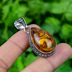 Dernière nouveauté pendentif en ambre avec pierres précieuses pour bijoux accessoires en cristal pendentifs vintage de qualité supérieure en vrac tendance - Product Image 3