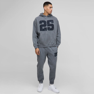 Vente en gros de survêtements de jogging personnalisés pour hommes avec logo de costumes de jogging de créateur pour femmes de grande taille survêtements confortables - Product Image 1