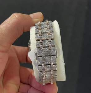 Reloj de Cuarzo con Diamantes de Moissanita, Lujoso, Estilo Iced Out, Antiguo, de Acero Inoxidable - Product Image 5