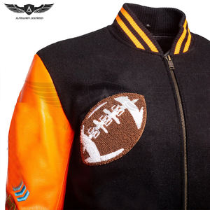 Veste Lettermen brodée en chenille imprimée avec logo personnalisé, services OEM à contraste de couleur orange et noir à vendre vestes d'hiver - Product Image 5