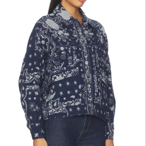 Camisa Casual de Punto Jacquard 100% Algodón para Mujer, Diseño Nuevo 2026, Corte Holgado, Bolsillos Delanteros con Solapa, Precio de Descuento al por Mayor OEM - Product Image 2