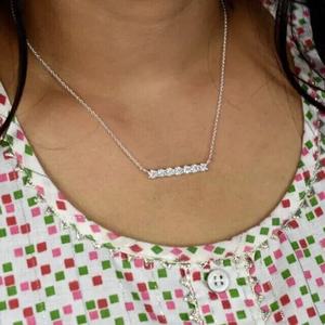 Collar de Diamantes Cultivados en Laboratorio, 7 Piedras, Corte Redondo, Diseño Flotante, Oro Blanco de 14K/18K, Joyería Nupcial para Bodas, Venta al por Mayor - Product Image 4