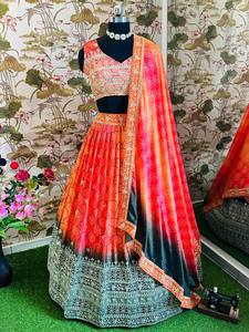 Lehenga de seda pura de diseñador con trabajo de secuencia de bordado elegante Lehenga Choli de estilo pakistaní para damas de honor, choli de boda - Product Image 4