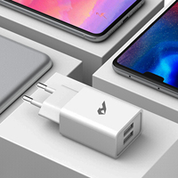 Adaptador de Red USB a Tipo-C con 2 Puertos USB, Plástico, Fuente de Alimentación de 5V/2.4A y Cables de Datos USB para Teléfono Móvil