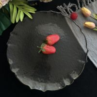 Assiettes de présentation en verre transparent martelé, écologiques, peintes à la main, 13 pouces, avec bordure dorée ou argentée, pour la décoration de tables de mariage et d'événements, vente en gros