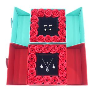 Boîte-cadeau noire à fermeture magnétique de bonne qualité Boîte avec logo personnalisé écologique Boîte d'emballage magnétique à bas prix - Product Image 3