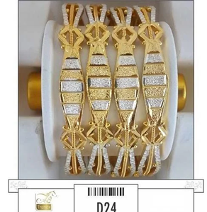 Bracelets en laiton plaqué or Bracelet jonc de mode Bracelets de bijoux de mode Bracelets de haute qualité pour dames Bracelets de bijoux au prix d'usine - Product Image 5