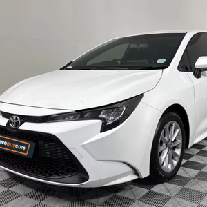 Voiture d'occasion de qualité et abordable, Toyota Corolla 1.8 XS automatique 2021, conduite à droite - Product Image 1