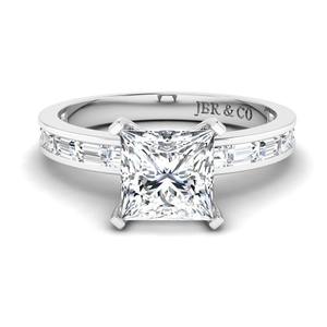 Anillo de compromiso de tres piedras de plata 925 chapado en oro con diamante de corte ovalado a la moda para mujer, joyería de lujo a precio mayorista - Product Image 1