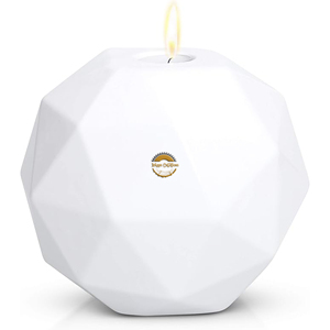 Urna de cremación blanca geométrica moderna Urna conmemorativa de cerámica minimalista para cenizas Diseño facetado elegante de AYAANS - Product Image 1