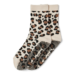 Calcetines Personalizados con Diseño de Leopardo para Pilates, Color Beige - Product Image 2