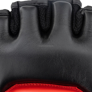 Gants de MMA DWELT GEARS en cuir respirant et léger, conçus sur mesure, pour l'entraînement et le sparring, avec fermeture auto-agrippante, logo personnalisé, équipement OEM. - Product Image 3