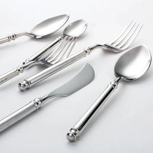 เครื่องใช้บนโต๊ะอาหารทำจากสเตนเลสเคลือบเงาสีทองพร้อมที่จับชุดช้อนส้อมแบบพกพาปลอดภัยและมีสุขภาพดี - Product Image 4