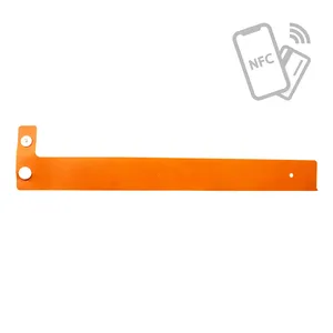 Braccialetti NFC in PVC Personalizzati, Gadget Promozionali con Funzionalità Personalizzabili - Product Image 1