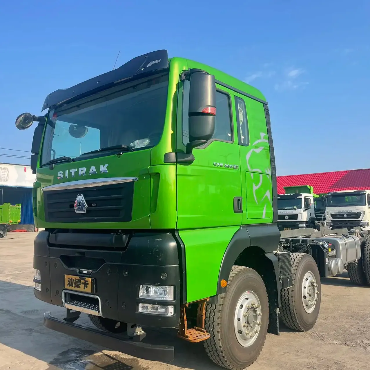 Sinotruk HOWO Sattelzug maschine 6-Zylinder-Schaltgetriebe Links lenkung Automatische Klimaanlage Rückwärts schaltung 2 Beifahrer