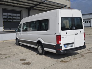 Volkswagen Crafter 103 Van 2022 Usada, 21 Asientos, Faros LED, Aire Acondicionado Automático, Neumáticos R16, Volante a la Izquierda, Gasolina - Product Image 1
