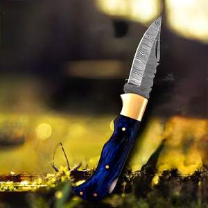Couteau pliant en acier Damas personnalisé, OEM pris en charge, couteau de poche tactique de camping, couteau de chasse en gros, EDC, manche en bois - Product Image 6