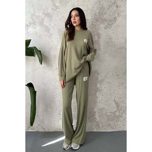 มิ้นท์ ซาลาส สเวต วี แพนโทลอน - มิ้นท์ - Product Image 1
