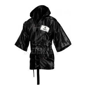Robe de boxe en satin de haute qualité sur mesure avec capuche et logo de marque personnalisé coupe universelle - Product Image 5
