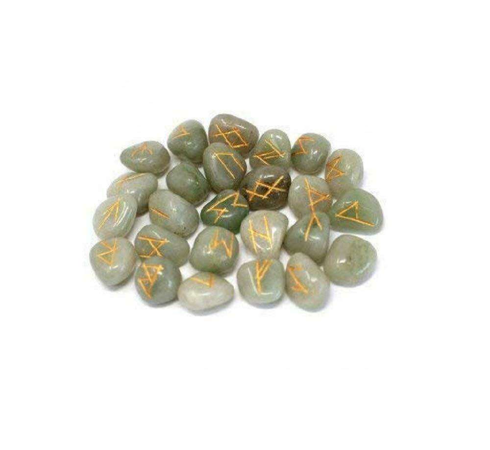 สีเขียวอ่อน