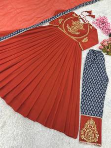 El último diseñador Heavy Faux Georgette bordado secuencia trabajo Anarkali Vestido por FabZone - Product Image 4