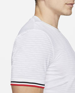 Vente en gros, stock, t-shirts décontractés en coton de haute qualité pour hommes, style long, manches courtes, col rond, t-shirts surdimensionnés vierges teints en couleur unie - Product Image 2