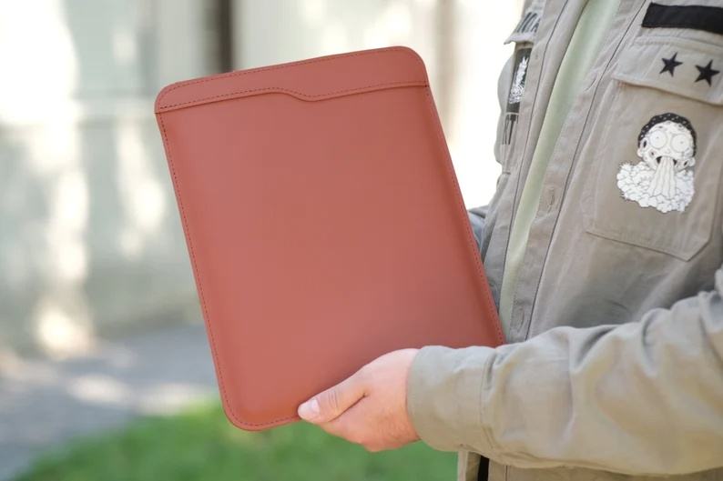 สีน้ำตาล