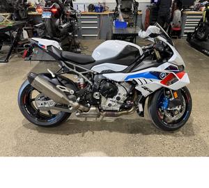 Nueva Motocicleta Deportiva BM___W S1000RR 2025, Garantía OEM de 5 Años, Origen Estadounidense, con Opciones de Financiamiento - Product Image 1