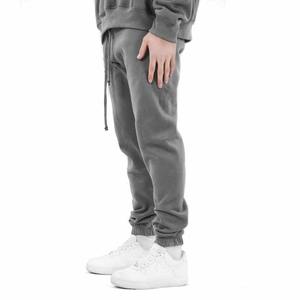 OEM ODM Fitness Streetwear pantalones de chándal cintura elástica múltiples bolsillos hombres Jogger Pantalones deportes Jogging correr invierno pantalones de chándal - Product Image 2