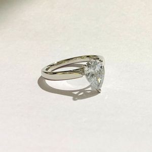 ¡Liquidación! Anillos de Compromiso Solitario con Diamante Cultivado en Laboratorio de 1.50 Quilates, Corte Pera, Claridad F/VS, para Mujer, en Oro Blanco de 18K - Product Image 5
