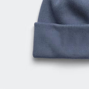 Bonnets unisexes chauds et élégants en acrylique doux Parfaits pour l'hiver, la mode décontractée ou la promotion de la marque - Product Image 6