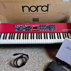 Listo para Entrega | PIANO 5 Teclado de Piano Digital de 88 Teclas con Acción de Martillo, Tipo Grand y Vertical, con Triple Pedal - Product Image 1